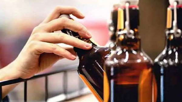 झारखंड सरकार को पसंद आई छत्तीसगढ़ की शराब नीति। झारखंड सरकार को पसंद आई छत्तीसगढ़ की शराब नीति।