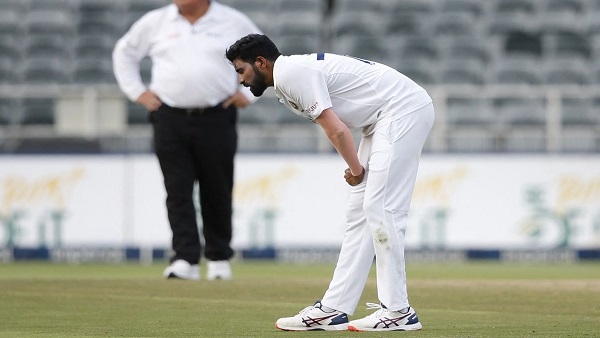 हैमस्ट्रिंग की चोट ने गेंदबाजी इकाई को बैकफुट पर ला दिया हैमस्ट्रिंग की चोट ने गेंदबाजी इकाई को बैकफुट पर ला दिया