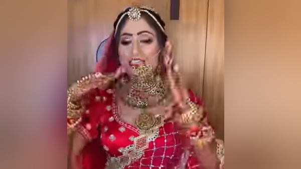 दुल्हन के गेटअप के कायल हुए लोग