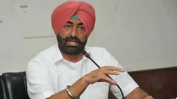 ड्रग्स और मनी लॉन्ड्रिंग मामले में हुए थे गिरफ्तार