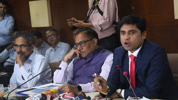 The new budget of 2022-23 financial year of Surat Municipal Corporation presented, Draft with 6970 crores