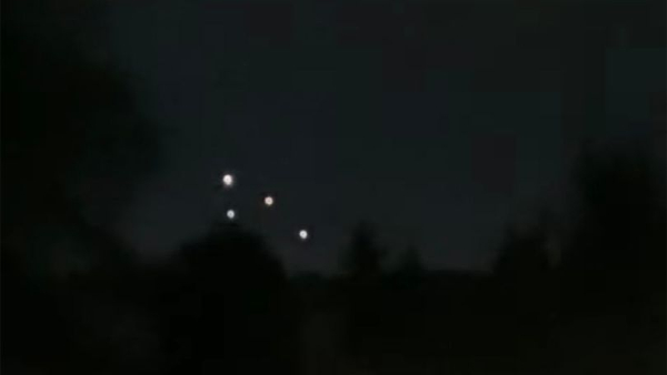 रोशनी थी बहुत ज्यादा