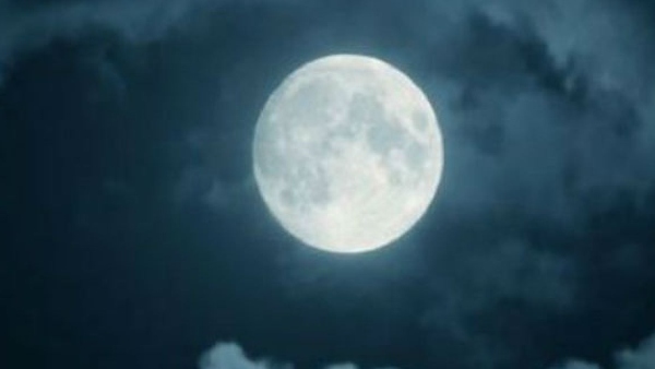 आर्टिफिशियल सूरज पर खर्च किए अरबों