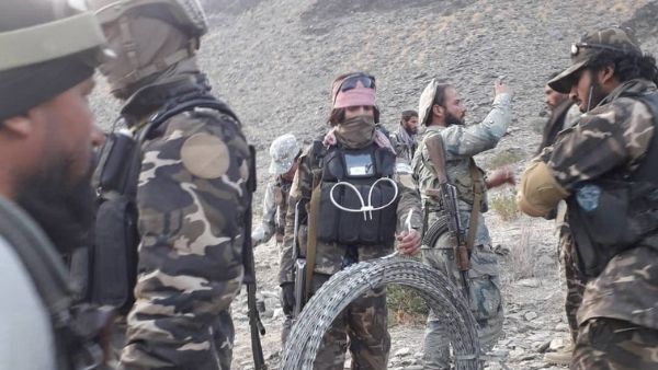 बढ़ता जा रहा है विवाद बढ़ता जा रहा है विवाद