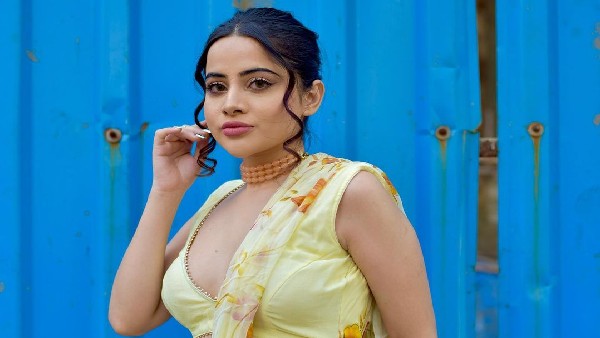 बॉडी कवर देख लोग बोले- पवित्र पुस्‍तक का ये असर है 