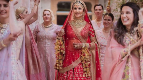 कैटरीना शेयर करती रहती हैं फोटोज