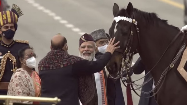 विराट ने जंपिंग टीम का हिस्सा बनकर कई कीर्तिमान स्थापित किए