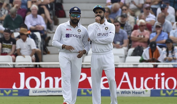 रोहित शर्मा हैरान-