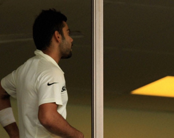 अनुष्का शर्मा से बात की और भावुक होते गए-