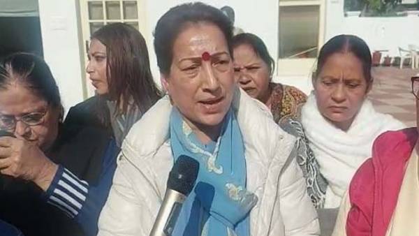 'महिला हर मामले में बेहतर कर सकती हैं'