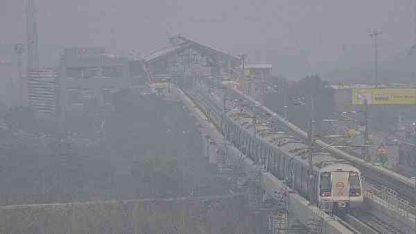 उत्तर भारत सर्दी से क्यों कांप रहा है ?