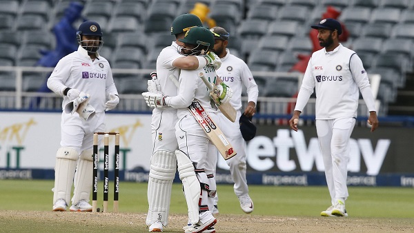 सिराज की चोट से जोहान्सबर्ग में हारे सिराज की चोट से जोहान्सबर्ग में हारे