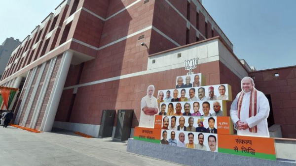 पूरे दफ्तर को किया गया सेनेटाइजेशन