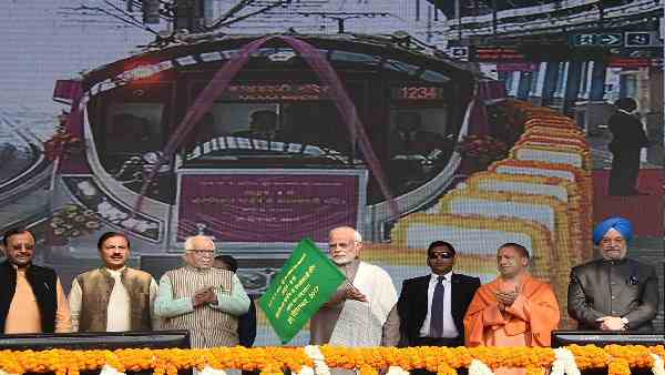 नोएडा से क्यों जुड़ी है अपशकुन की बात ?