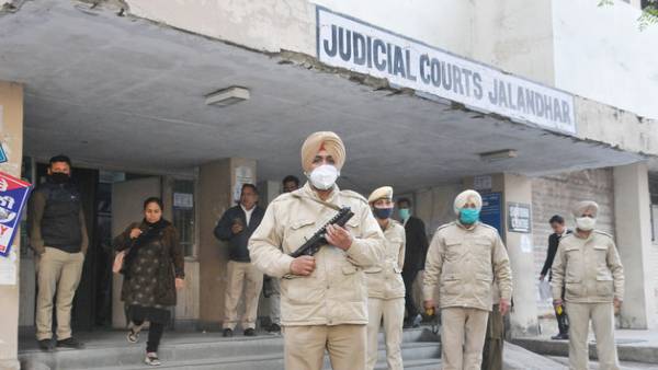 जिला सेशन जज ने दी 3 दिन की रिमांड 