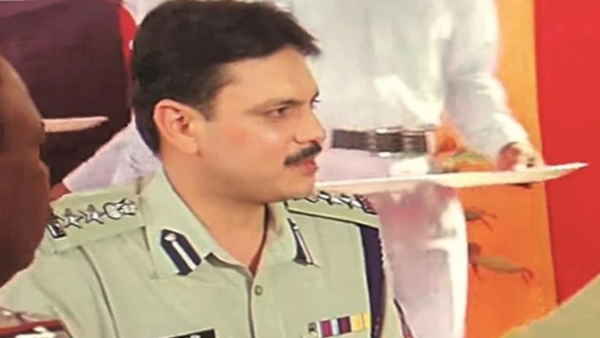 बड़े घोटालों की जांच कर चुके हैं 