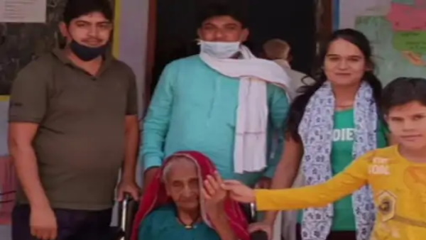 रूपा देवी लता मंगेशकर की जबरदस्त फैन थीं रूपा देवी लता मंगेशकर की जबरदस्त फैन थीं