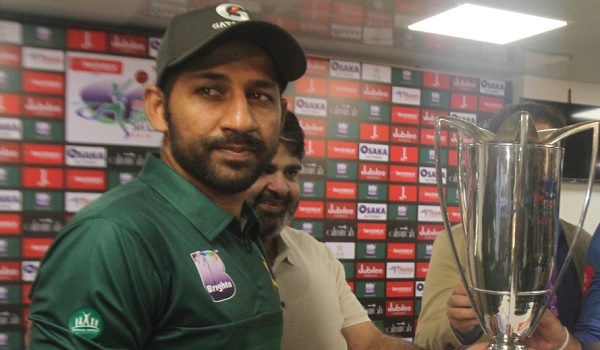 2010 में स्पॉट फिक्सिंग में शामिल पाए गए थे सलमान बट्ट- 2010 में स्पॉट फिक्सिंग में शामिल पाए गए थे सलमान बट्ट-
