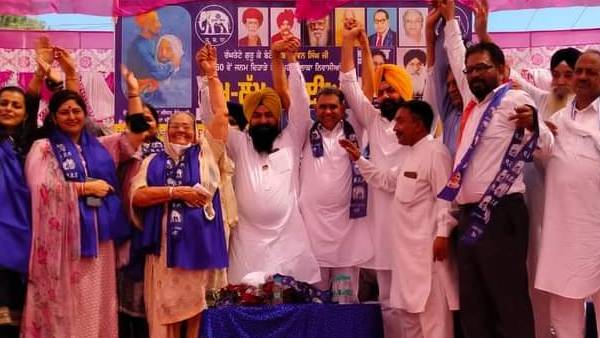 'SAD और BJP प्रत्याशी काटेंगे एक दूसरे का वोट'