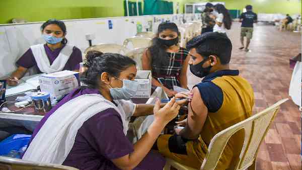 आईआईटी कानपुर के शोधकर्ताओं ने की चौथी लहर की भविष्यवाणी