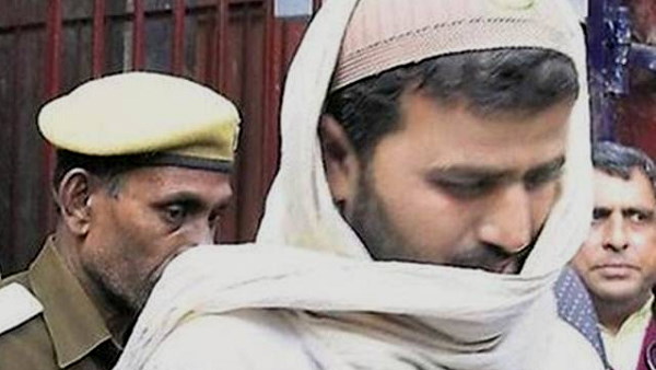 21 जगह हुए धमाकों में 56 लोग मारे गए थे 21 जगह हुए धमाकों में 56 लोग मारे गए थे