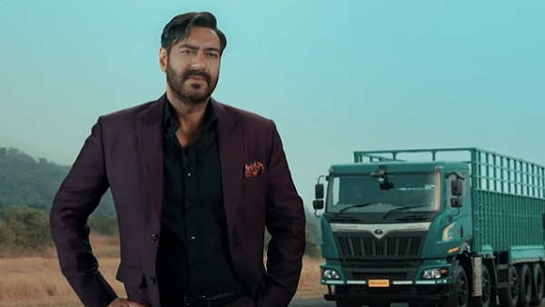 आनंद महिंद्रा ने वीडियो शेयर कर लिए मजे