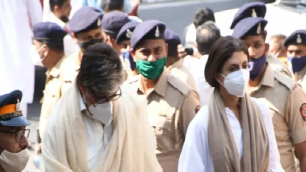 'लाखों सदियों की आवाज ने हमें छोड़ा...', बच्चन ने लता दीदी के लिए लिखी ये बात 