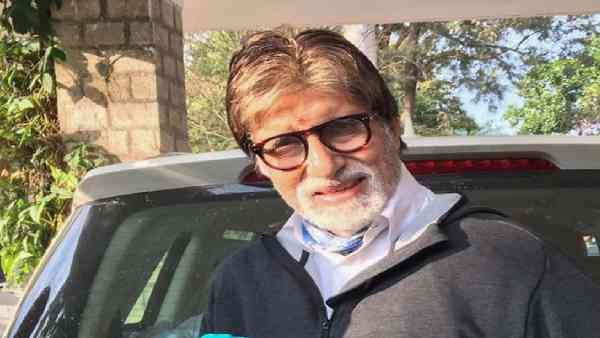 अमिताभ की मां गुलमोहर पार्क सोसाइटी की सदस्य भी रही थीं