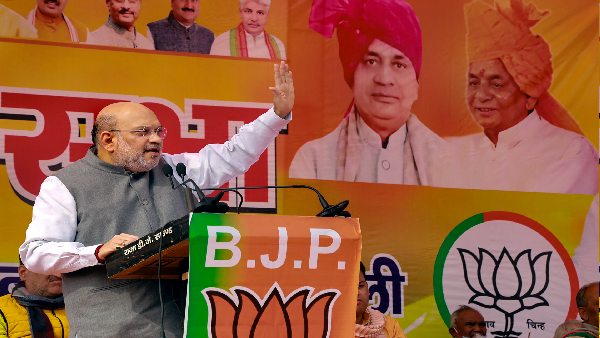 'धार्मिक आधार पर चुनाव'