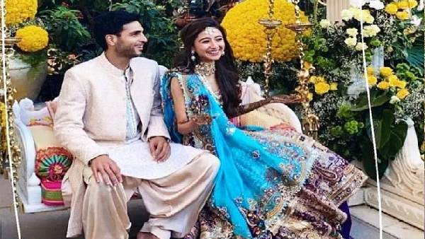 कुछ ऐसी थी पहली मुलाकात