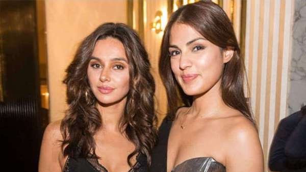 कभी Topless फोटो के चलते बटोरी थीं सुर्खियां कभी Topless फोटो के चलते बटोरी थीं सुर्खियां