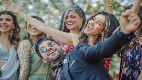 अधुना भबानी से 2000 में फरहान ने की थी शादी 