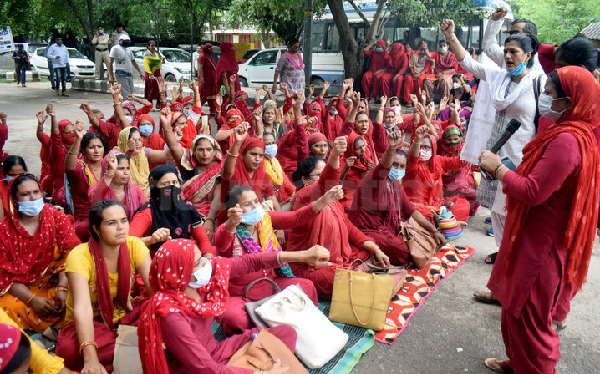 गृहमंत्री ने आश्वासन दिया था: यूनियन लीडर