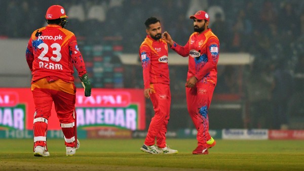 अंतर्राष्ट्रीय क्रिकेट में फेल रहे हैं आजम खान अंतर्राष्ट्रीय क्रिकेट में फेल रहे हैं आजम खान