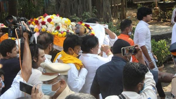 जानिए कौन सा आखिरी गाना था बप्पी लहरी का? जानिए कौन सा आखिरी गाना था बप्पी लहरी का?