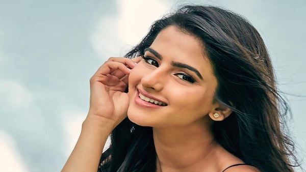 'भाग्यश्री की बेटी होने के नुकसान भी है...'