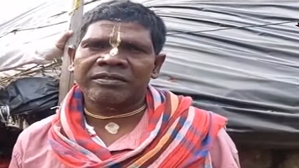 फेमस होने से पहले 200 से 2500 रुपए दिन के कमाते थे भुबन फेमस होने से पहले 200 से 2500 रुपए दिन के कमाते थे भुबन