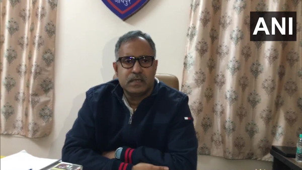 छत से कूदने के बाद मॉडल जिंदा बच गई छत से कूदने के बाद मॉडल जिंदा बच गई