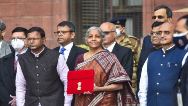 पीएम गतिशक्ति के ये हैं 7 इंजन पीएम गतिशक्ति के ये हैं 7 इंजन