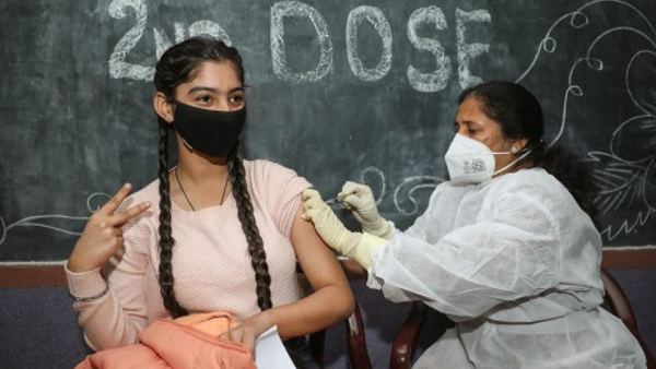 देश में वैक्सीनेशन का कुल का आंकड़ा 174.24 करोड़