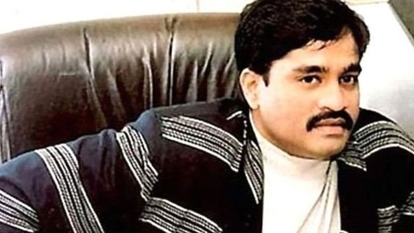 आखिर डी-गैंग के खिलाफ क्यों नहीं गईं मुनीरा प्लम्बर 
