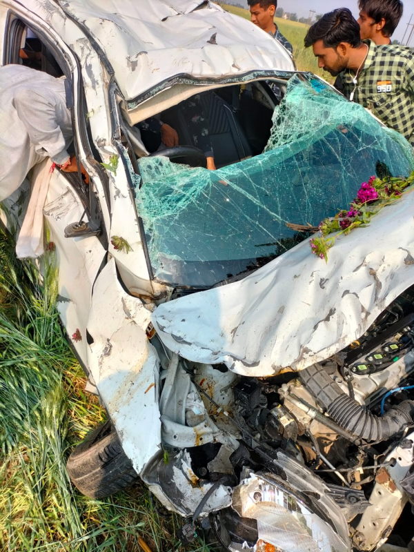 दूल्हे का चचेरा भाई भी घायल 