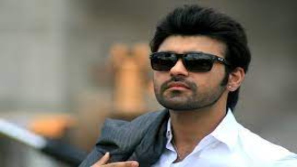 पब्लिक को दिक्कत न हो इसलिए मैं ही पायलट के पास चला गया