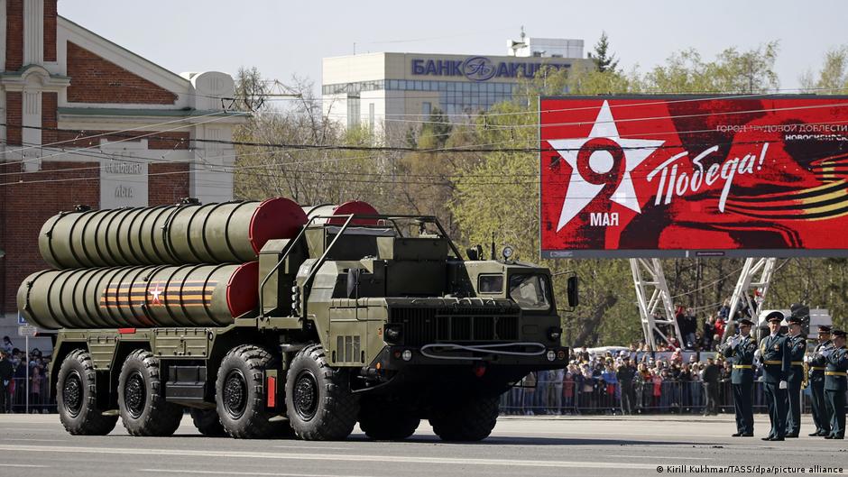 भारत रूस से एस-400 मिसाइल सिस्टम हासिल करना चाहता है