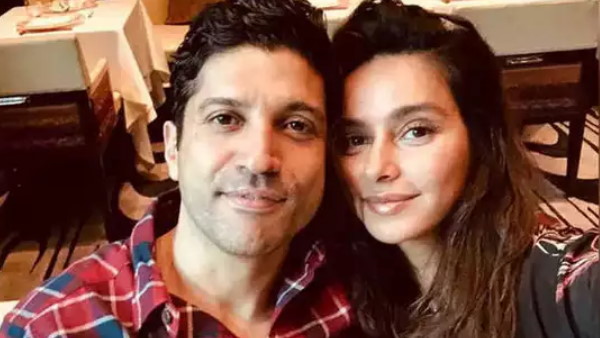 सामने आई शादी की तस्वीरें सामने आई शादी की तस्वीरें