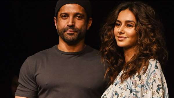 मेहमानों के लिए था खास ड्रेस कोड मेहमानों के लिए था खास ड्रेस कोड