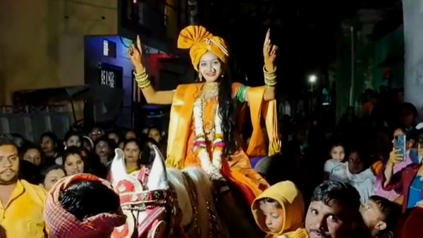 पूरे शहर में चर्चा का विषय बनी