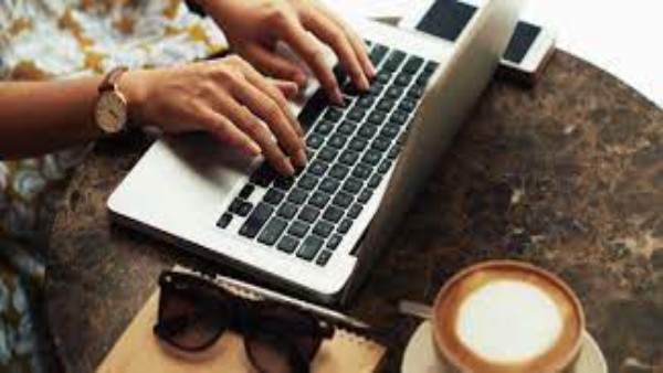 और नौकरियों की है तलाश