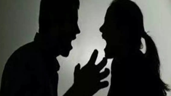 IAS पत्नी ने पति पर लगाए गंभीर आरोप IAS पत्नी ने पति पर लगाए गंभीर आरोप