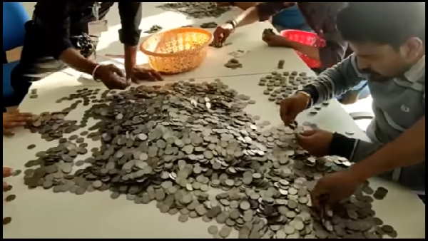 कई बर्तन भर गए, गिनने में घंटों लगे